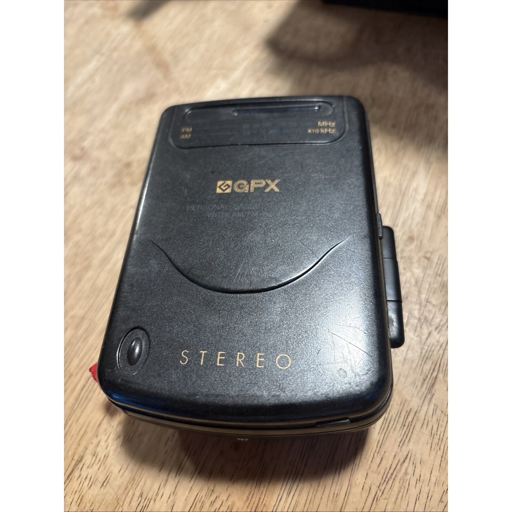GPX Grand Prix C3072 Portable Cassette Player AM/FM Radio Personal Stereo Black